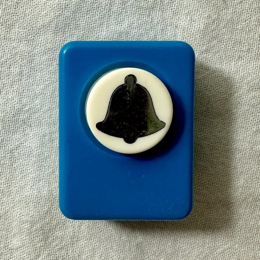 Scrapbooking Paper Punch - Bell Shape